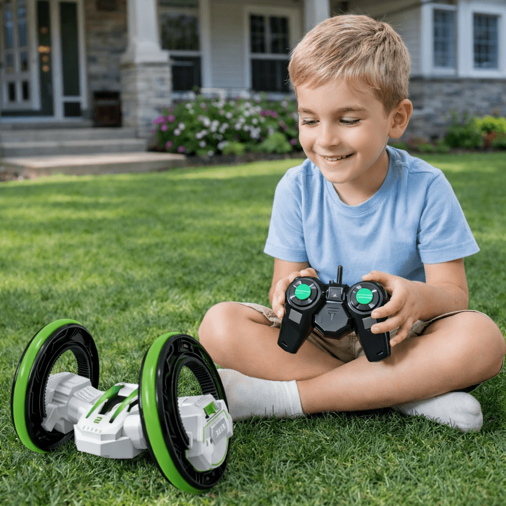 RC Stunt Car with Light - Green for kids in Kuwait